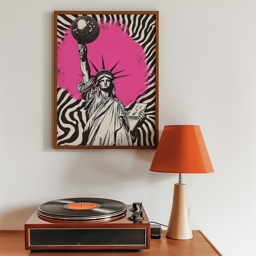 Alternative view of STATUE OF LIBERTY ZEBRA BOLD AND MAXIMALIST POSTER
